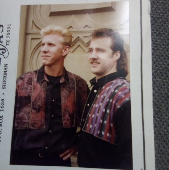 Dos de Tejas Sewing Pattern 4023 Men's Two Step Men's Western Shirt Rodeo Shirt - Picture 2 of 2